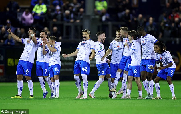 แบบนี้ก็ได้เหรอ?! บาร์โรว์ ‘ตกโบนัส 4 เท่า’ ถ้าแพ้สิงห์บาวคัพ