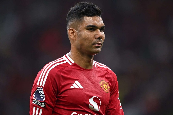 กัลลาสเตือน ‘คาร์ร่า’ วิจารณ์ ‘คาเซมิโร่’ หนักเกิน