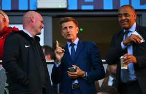 รออยู่นะ! ‘ปธ.พาเลซ’ อยากขายผู้เล่นให้สาลิกา