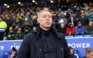 จิ้งจอกตะเพิด ‘คูเปอร์’ พ้นกุนซือหลังรั้งอันดับ 16