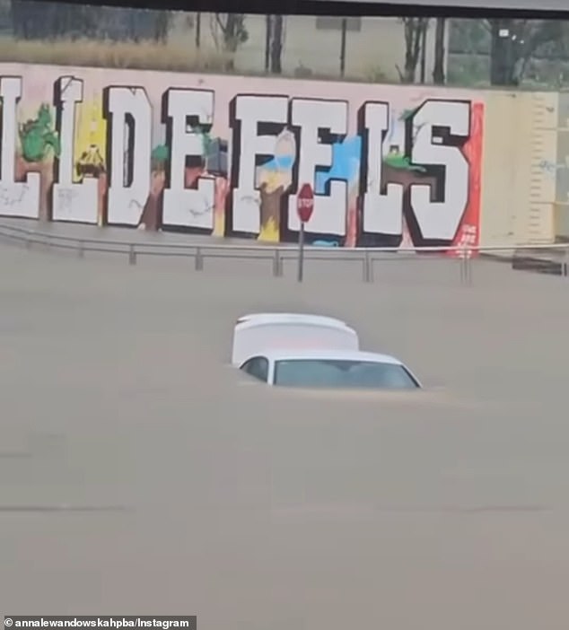 ‘เมียเลวาน’ เผยภาพน้ำท่วมใหญ่ บาร์เซโลน่า