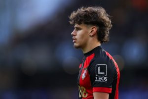 ผีขึ้นเต็งสอย ‘เคอร์เคซ’ หลังหงส์ติดใจ ‘โรบินสัน’