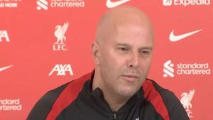 นักทุ่ม vs นักปั้น! ‘สล็อท’ เชื่อหงส์ดวลสิงห์แย่งแชมป์เรื่องดีวงการลูกหนัง