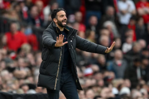 เชียร์ทีมก็พอ! ‘พี่เจ๋ง’ ไม่ชอบแฟนผีร้องเพลงให้