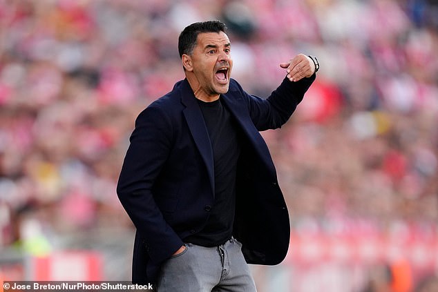 จัดเต็ม! ‘โค้ชกิโรน่า’ เน้นแผนเจอหงส์ต้องเล่นดุดัน