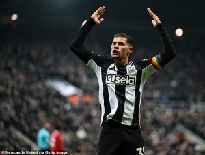 ‘กีมาไรส์’ โอดสาลิกาน่าเช็คบิลหงส์