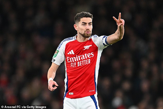 ‘เฮียจอร์’ ยิ้มชีวิตสุดแฮปปี้ในซุ้มปืน