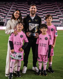 ‘เมสซี่’ กระหึ่มเบียดซิว MVP ลีกมะกัน