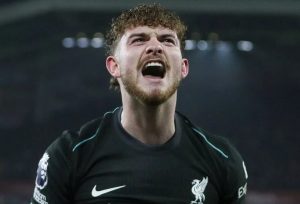 ไม่ยอมแพ้! ‘เอลเลียตต์’ ปัดข่าวลา ‘หงส์’ ขออยู่สู้แย่งตำแหน่ง