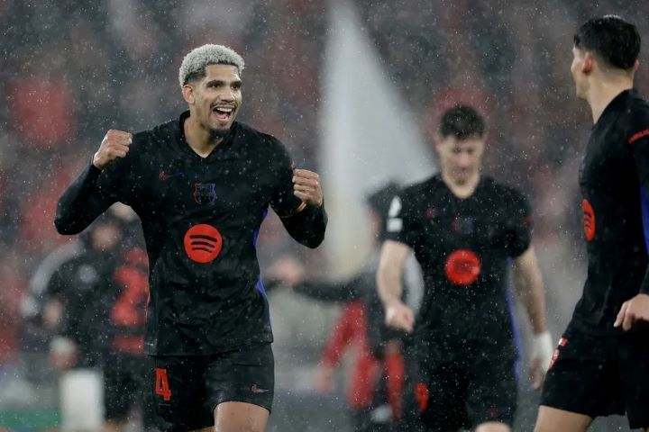 ‘อเราโฆ่’ รับแฮปปี้ต่อสัญญาบาร์ซ่า