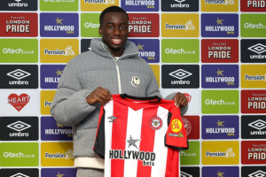 ผึ้งยืม ‘คาโยเด้’ แบ็คฟิออ-ซื้อขาดได้ 16 ลย.