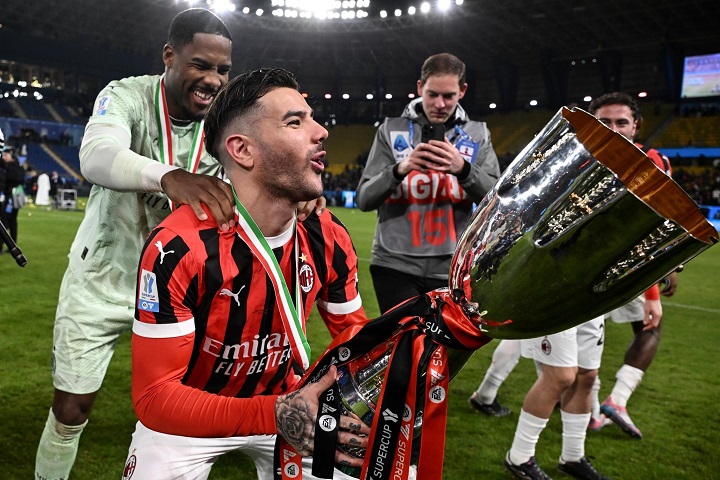 มิลานถก ‘เตโอ’ ราบรื่นใกล้ตกลงสัญญาใหม่ถึงปี 2029