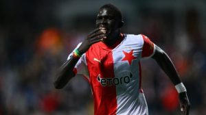 บิ๊กสลาเวียเผยหงส์, สิงห์ สนใจ ‘ดิยุฟ’