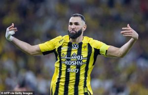 ‘ริโอ’ ยุปืนยืม ‘เบนซ์’ แก้ปัญหาศูนย์หน้า