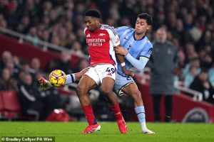 ฟอร์มโดนใจ! ปืนเล็งมอบสัญญาใหม่ ‘สเคลลี่’