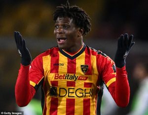 ไม่ถึง 40 ลย.! ผีเตรียมสัญญาใหม่สู่ขอ ‘ดอร์กู’