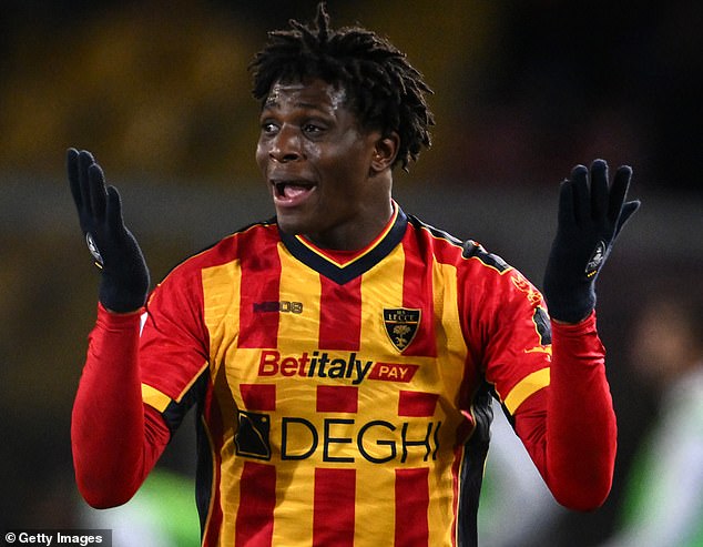 ไม่ถึง 40 ลย.! ผีเตรียมสัญญาใหม่สู่ขอ ‘ดอร์กู’