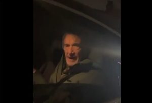 ไอ้หน้าหมี! ‘เซอร์จิม’ เผชิญหน้าแฟนผีสวดยับเรื่องค่าตั๋ว