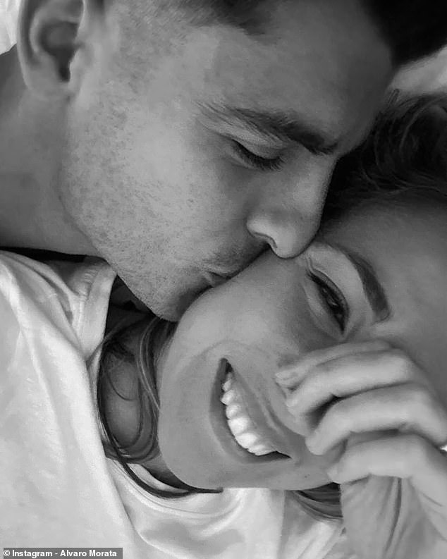 ‘โมราต้า’ คืนดีเมียหลังประกาศเลิก 5 เดือน