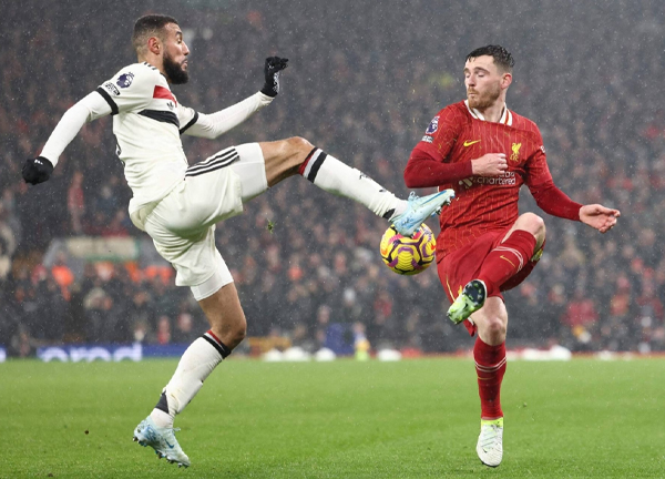 เริ่มโรยรา! คาร์ร่าเร้าหงส์เร่งหาแบ็คซ้ายแทน ‘ร็อบโบ้’