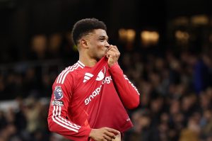 สาวกเฮ! ผีตกลงสัญญาใหม่ ‘อาหมัด’ ถึงปี 2030