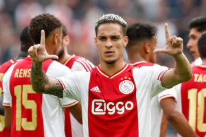 ‘แอนโทนี่’ ฟ้อง ‘อาแย็กซ์’ ปรับเงินไม่ถูกกฎ