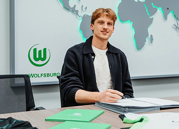 ผึ้งให้โวล์ฟสบวร์กยืม ‘โรร์สเลฟ’ พ่วงซื้อขาด 6.5 ลย.