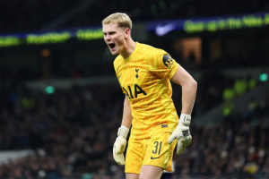 ประเดิมคลีนชีท! ‘คินสกี้’ สุดปลื้มลงนัดแรกให้ไก่