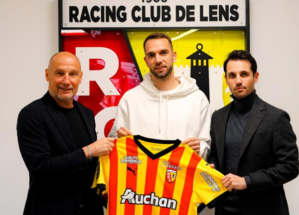 ล็องส์เปลี่ยนใจล้มดีล ‘โลเปซ’ แม้ชูเสื้อแล้ว