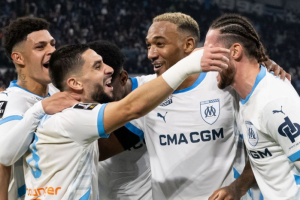 มาร์กเซยถล่ม 5-1, ล็องส์คาบ้าน 1-0…สรุปผลลีกเอิง