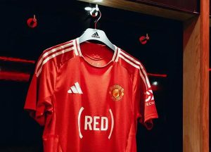 ผีเตรียมใช้โลโก้ (RED) คาดอกแคมเปญต่อสู้โรคเอดส์