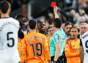 อันเช่เฟิร์มราชันเตรียมอุทธรณ์ใบแดง ‘วินี่’