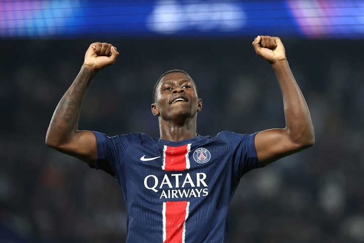 ‘เมนเดส’ เปลี่ยนใจเลือกอยู่ PSG ต่อ