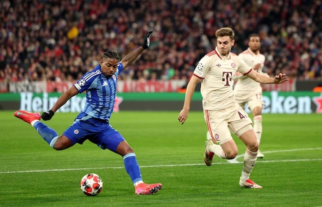 ‘พี่เสือ’ แบ่งคนละตุงซิวบราติสลาว่า 3-1 ไปเพลย์ออฟ