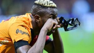 ‘โอซิมเฮน’ เตรียมฟ้องนักข่าวหลังถูกแจ้งทำร้ายร่างกาย