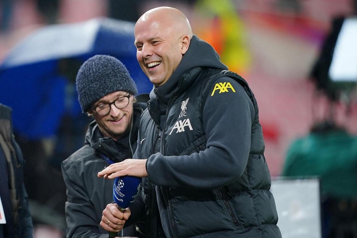 ‘สล็อท’ เผยโดน ‘พ่อบ่น’ หงส์เล่นไม่เร้าใจพอ