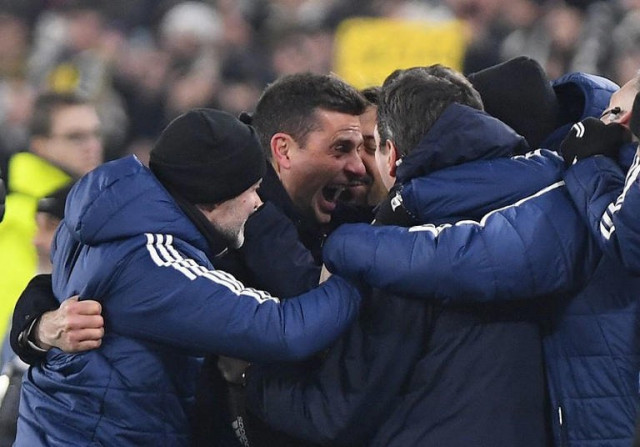 ‘ม็อตต้า’ ชมเปาะม้าลายทำงานหนักจนติดท็อปโฟร์