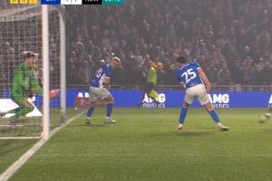 ไร้โกล์ไลน์! กูรูเชื่อเปา ‘เดาเอา’ ให้ประตูสาลิกา