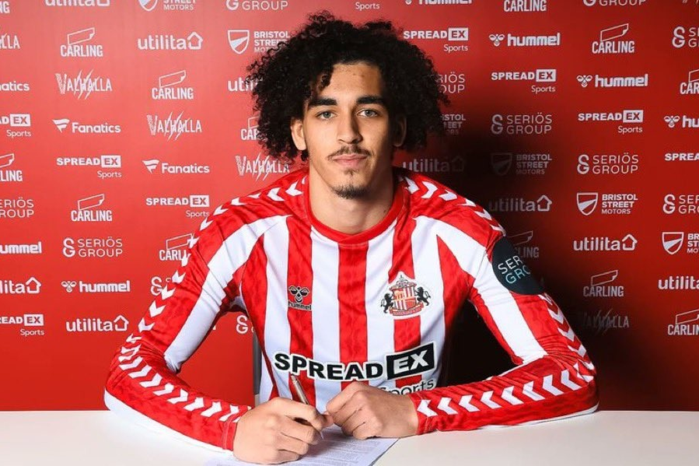 หงส์ต่อสัญญา ‘แดนส์’ ก่อนปล่อยยืมไปแมวดำ