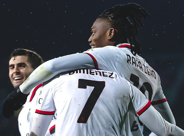 คอนไซเซาแย้ม ‘จัดหนัก’ ส่ง 4 สตาร์อัดเฟเยนอร์ด