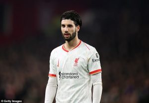 ชอบปาเกต้ามากกว่า! คาร์ร่ารับไม่ปลื้ม ‘ดอม’ เล่นเบอร์ 10