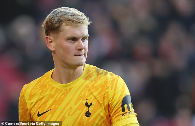 ‘ดานโซ่+เตล’ ติดโผ! ไก่เมินหนีบ ‘คินสกี้’ ลุยยูโรป้า