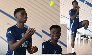 ปืนยิ้ม! ‘ซาก้า’ เริ่มซ้อมเบา ๆ ลุ้นคืนสนามก่อนกำหนด