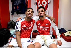 ตอกหน้าคาร์ร่า! เด็กปืนอดใช้ห้องแต่งตัวเพราะกฎ ไม่ใช่โดนห้าม