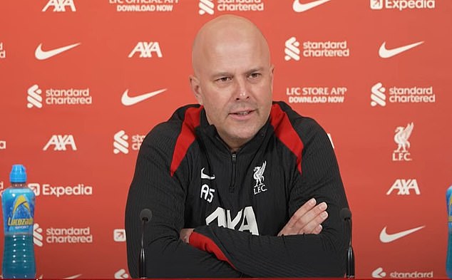 ‘สล็อท’ เชื่อจิตใจหงส์เข้มแข็งกว่าปีก่อน