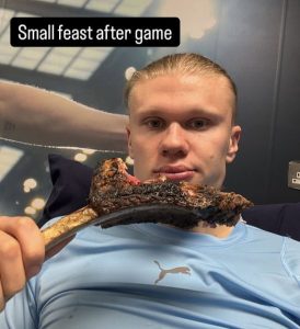 วันละ 6,000 แคล! ‘ฮาลันด์’ โชว์กินขาแกะเติมพลังหลังเกมนิวฯ