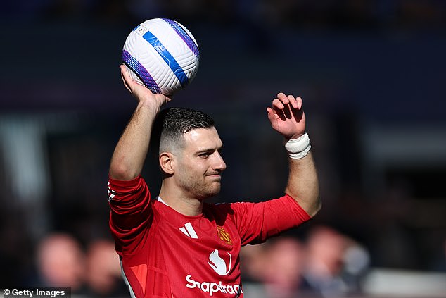 ‘ฮ็อตช็อต’ สับสามแข้งผีน่าสมเพช