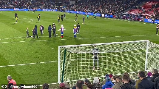 ‘โอลเซ่น’ ดับฝันเด็กพาเลซยิงโทษโชว์แฟนเจ้าบ้าน