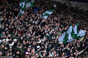 เรือยกเลิก ‘ตั๋วเจ้าบ้าน’ นับร้อยหลังแฟนพลีมัธซื้อต่อ