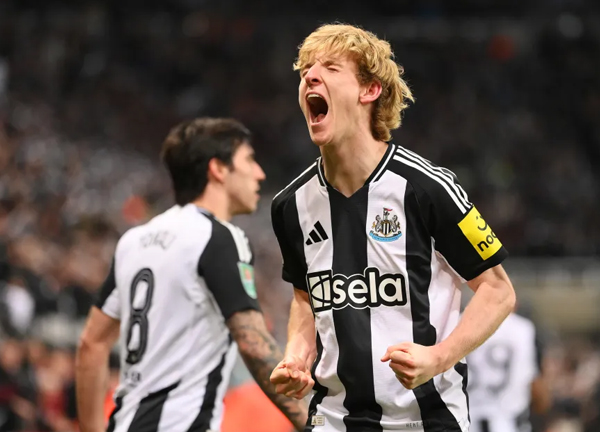 ‘กอร์ดอน’ เร้าเพื่อนสาลิกา ‘สเตย์ฮัมเบิ้ล’ ทะลุชิงดำ